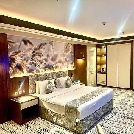 Raintree Rolla Hotel Dubai Eksteriør billede