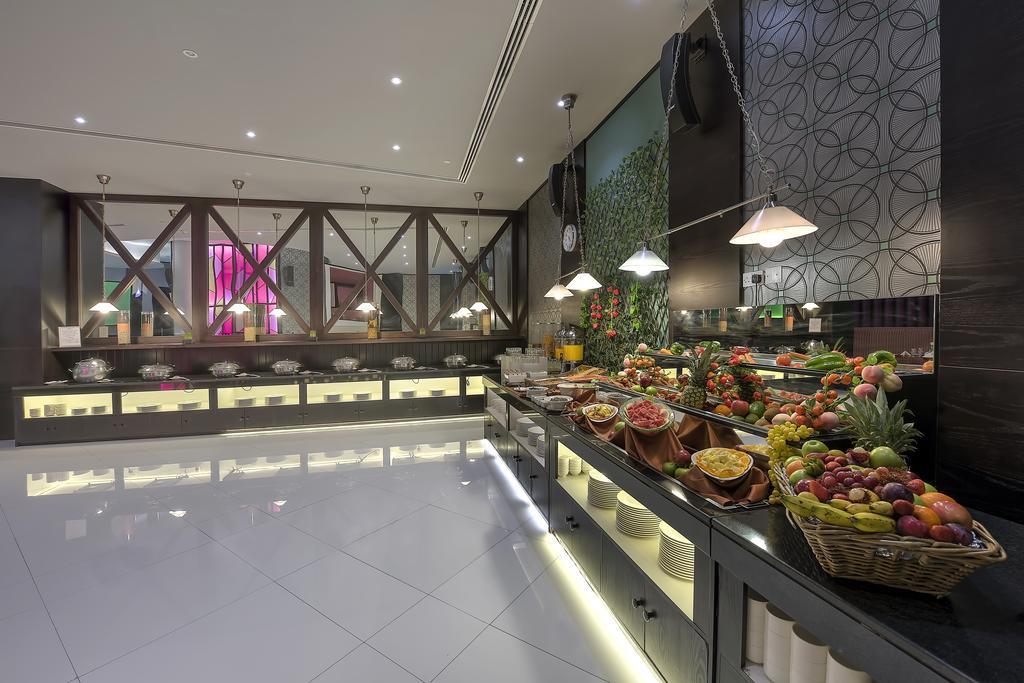 Raintree Rolla Hotel Dubai Eksteriør billede